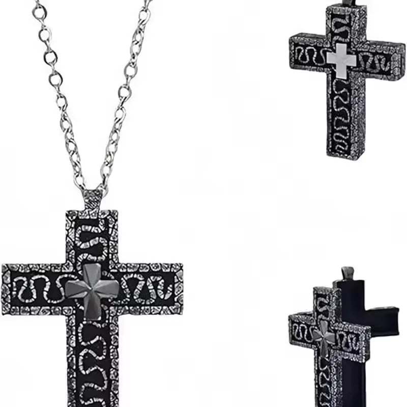 3D Gothic Pendant Necklace – Hidden Compartment Cross